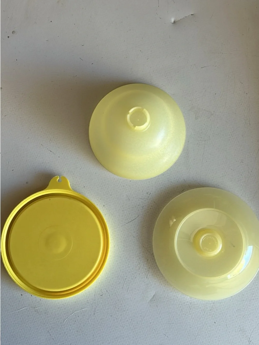 Vintage Tupperware Yellow Dessert Dish with Lid & Pedestal Stand | Retro Kitchen
